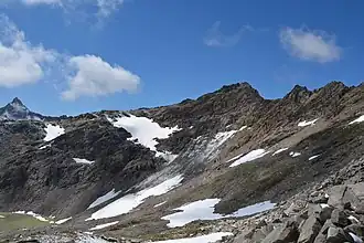 Der Schnitzkogel von Osten mit dem Wildenkees
