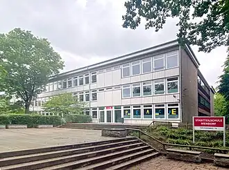 Doppel-H-Gebäude (Gebäude 16)