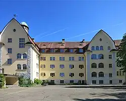 Schulhaus Hans Asper in Wollishofen