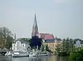 Schweriner Innenstadt mit Dom, vom Innensee aus gesehen