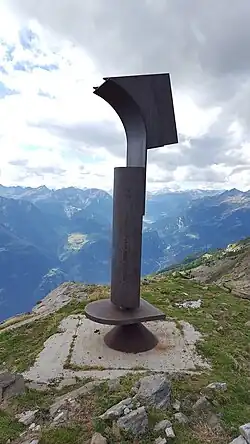 Skulptur auf dem Gipfel des Pizzo Erra