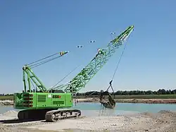 Seilbagger 655E HD mit Hendrix-Schleppschaufel