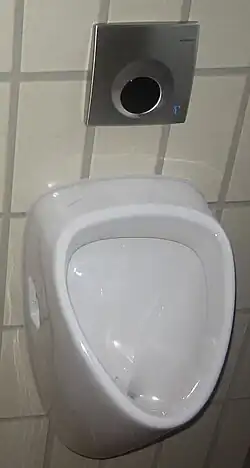Urinal