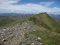 Auf dem Gipfelgrat des Sgùrr Choinnich, Blick nach Nordwesten zum höchsten Punkt