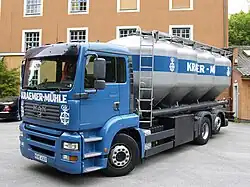 Ein LKW der Kraemer'schen Kunstmühle