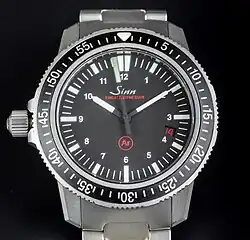 Taucheruhr Sinn „Einsatzzeitmesser 3“ (EZM 3), geschützt vor Stoß, Druck und Magnetfeldern