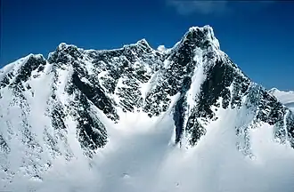 Skagastølstindane (Storen ganz rechts)