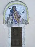 Schwarze Madonna mit Innenbereich