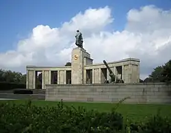 Sowjetisches Ehrenmal