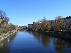 Spree zwischen Moabit (links) und Hansaviertel (rechts), Blick spreeaufwärts