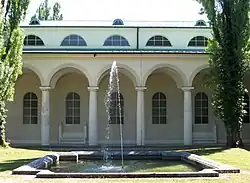 Springbrunnen im Ostfriedhof