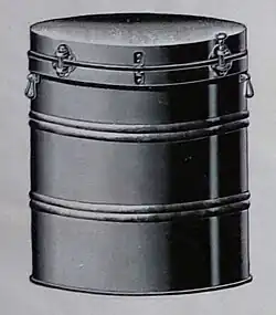 „Runde Pelzkapsel, niedrig“