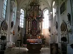 Altar in der Pfarrkirche