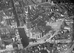 Hafen mit Michel um 1900 und Luftbild, 1920