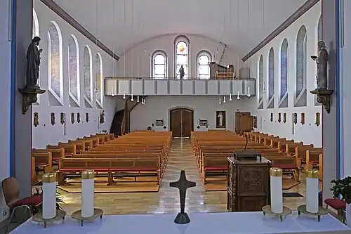 Innenraum nach Westen