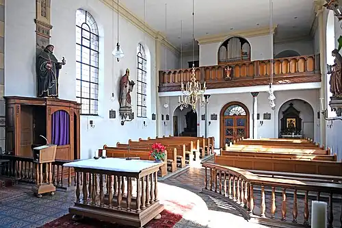 Blick zur Orgelempore