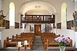 Innenraum mit Empore