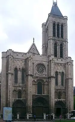Kathedrale (ehem. Abteikirche) Saint-Denis, vor 1140 (im 18. und 19. Jh. verändert, Turmverlust)
