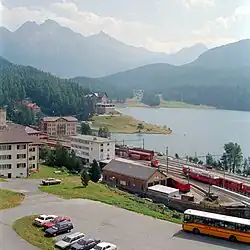 Blick über den Bahnhof zum St. Moritzersee (1992)