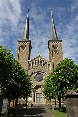 Neue katholische Pfarrkirche St. Servatius