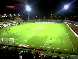 Das Stadio Città di Arezzo unter Flutlicht