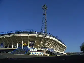 Außenansicht der Haupttribüne