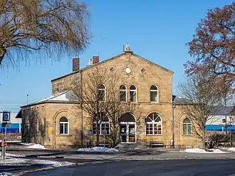 Bahnhofsgebäude