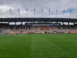 Bild der Haupttribüne