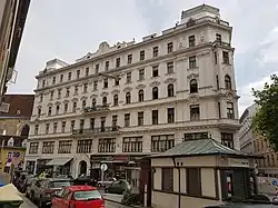 Wien-Innere Stadt, Stallburggasse 4, der Neorokokobau wurde als Fideikommisspalais Attems-Gilleis errichtet