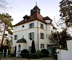 1897 – Villa Mayer für Franz Mayer Besitzer der „Franz Mayer’schen Hofkunstanstalt“, Starnberg, Josef-Fischhaber-Straße 9