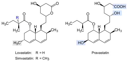 Strukturformeln von Lovastatin, Simvastatin und Pravastatin