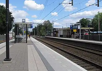 Blick auf die Bahnsteige (2012)