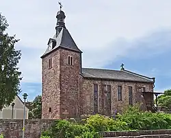 Die Kirche von Nordosten