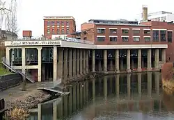 2004: Umnutzung des Industriedenkmals „Stelzenhaus“