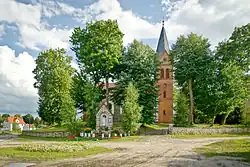 Die einst evangelische, jetzt römisch-katholische Pfarrkirche in Sterławki Wielkie (Groß Stürlack)