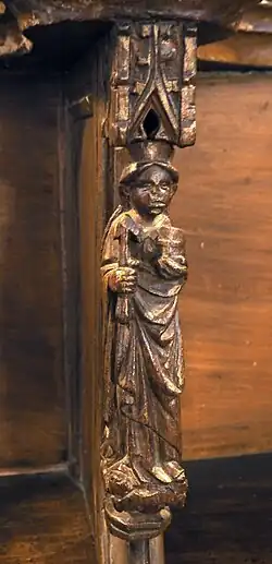 Schnitzarbeit am Zweisitz