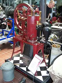 Stirling-Motor mit Kuhdung-Feuerung für den Einsatz in der Landwirtschaft