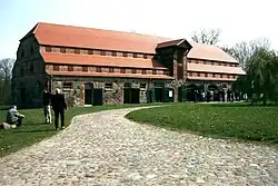 ehem. Pferdestall mit Stufenspeicher – jetzt Veranstaltungssaal und Außenstelle StA Anklam