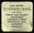 Stolperstein für Hermann Simons (Schaurtestraße 1)
