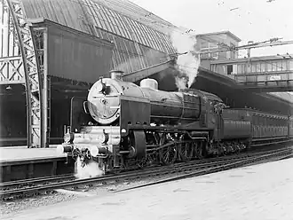Lokomotive der Reihe 3900 um 1932 in Amsterdam Centraal