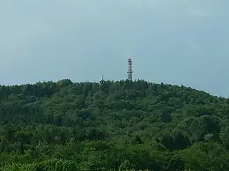 Der Stoppelberg mit Aussichts- und Sendeturm