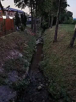 Am Ortsrand beim Sportplatz