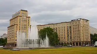 Strausberger Platz, links Haus Berlin (Foto 2012)