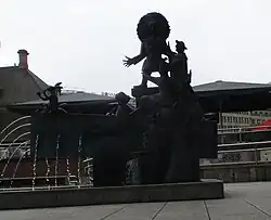 Schattenbild, links hinten die Hauptwache