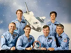 v. l. n. r. Owen Garriott, Byron Lichtenberg, Brewster Shaw, John Young, Ulf Merbold, Robert Parker