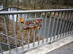 Liebesschlösser am Südwestgeländer