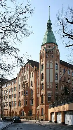 Ehemaliges CVJM-Vereinshaus, heute Furtbach-Krankenhaus