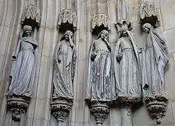 Törichte Jungfrauen, traurig