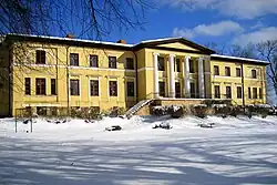 Kalvene: Schloss Tels-Paddern, erbaut in der 1. Hälfte des 19. Jahrhunderts