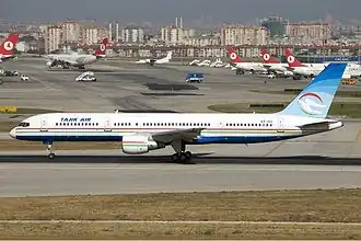 Boeing 757-200 der Tajik Air